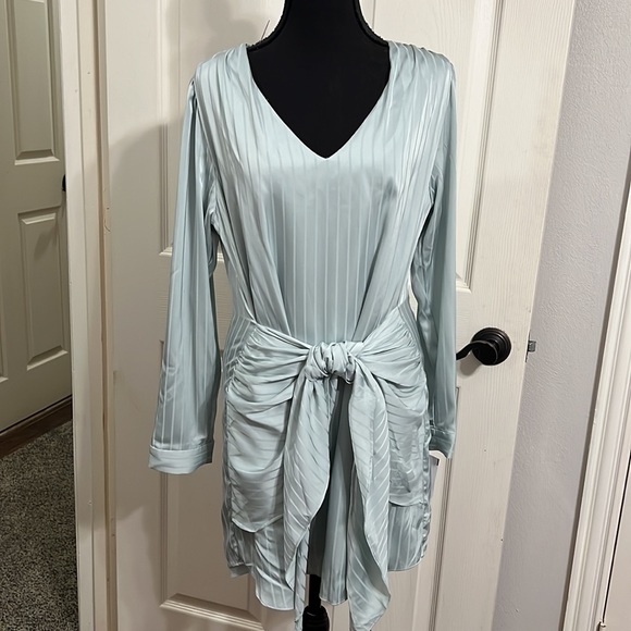 NWT Layden Beautiful Satin Stripe Long Sleeve Wrap Front Dress Mint Green Size S - Picture 1 of 13